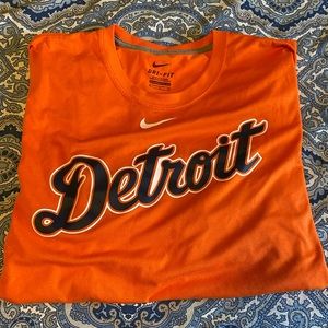 Detroit Tiger Nike Dri-Fit